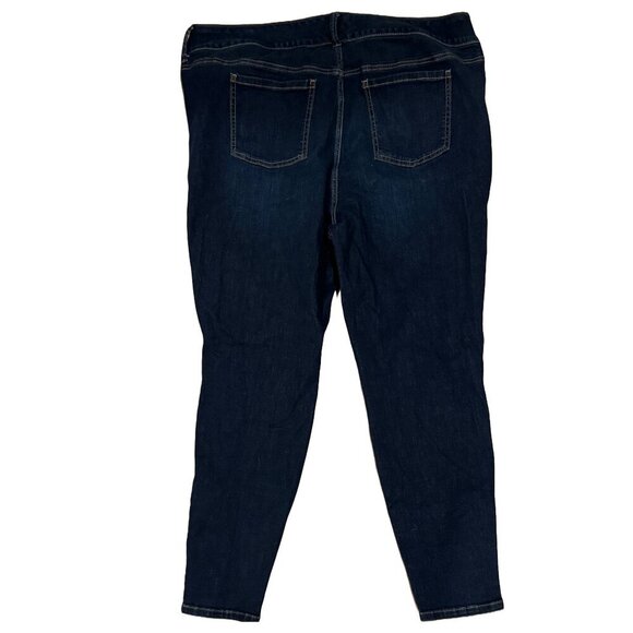 Torrid Sky High Skinny Crop HIGH-RISE Capri - Size 20 - Picture 3 of 5